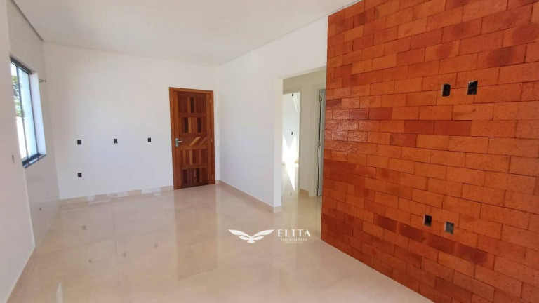 Imagem Casa com 3 Quartos à Venda, 73 m² em Itajuba - Barra Velha