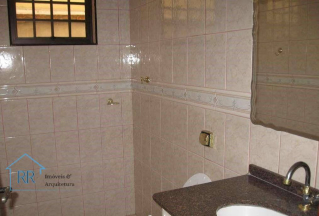 Foto do imóvel Sobrado com 3 Quartos à Venda, 180 m² em Vila Scarpelli - Santo André