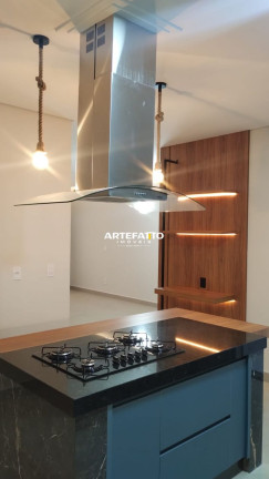 Sobrado com 3 Quartos à Venda, 156 m² em Centro - Cristais Paulista