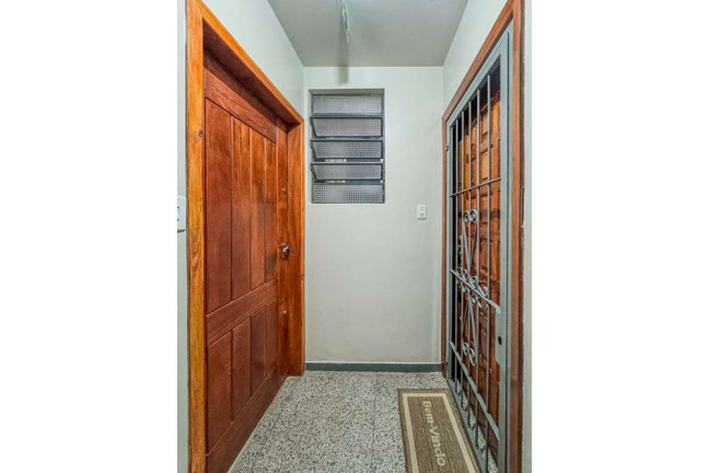 Imagem Apartamento com 2 Quartos à Venda, 61 m² em São Sebastião - Porto Alegre
