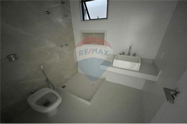 Imagem Casa de Condomínio com 5 Quartos à Venda, 350 m² em Barra Da Tijuca - Rio De Janeiro Imagem Casa de Condomínio com 5 Quartos à Venda, 350 m² em Barra Da Tijuca - Rio De Janeiro