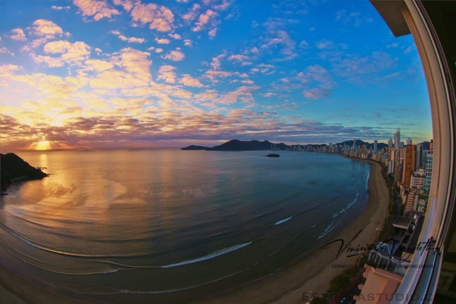 Imagem Apartamento com 3 Quartos à Venda, 214 m² em Centro - Balneário Camboriú