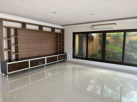 Imagem Casa com 4 Quartos à Venda, 460 m² em Tamboré - Santana De Parnaíba Imagem Casa com 4 Quartos à Venda, 460 m² em Tamboré - Santana De Parnaíba