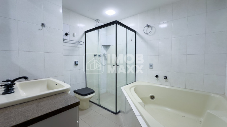 Imagem Apartamento com 3 Quartos à Venda, 120 m² em Asa Sul - Brasília