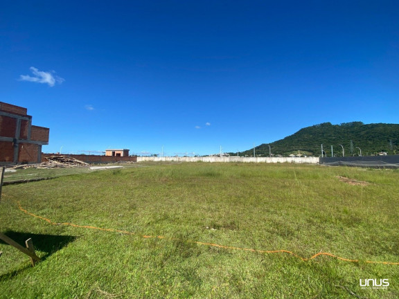 Terreno à Venda, 425 m² em Deltaville - Biguaçu
