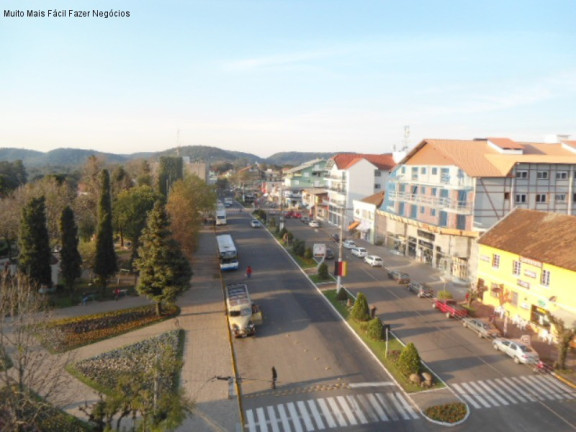 Imagem Imóvel com 3 Quartos à Venda, 400 m² em Centro - Nova Petrópolis