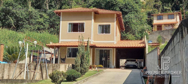 Imagem Casa com 3 Quartos à Venda, 130 m² em Albuquerque - Teresópolis Imagem Casa com 3 Quartos à Venda, 130 m² em Albuquerque - Teresópolis