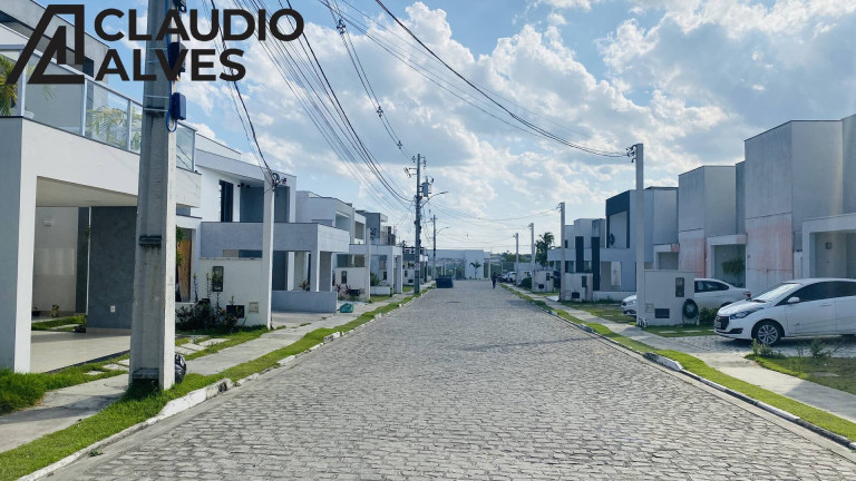 Imagem Casa de Condomínio com 4 Quartos à Venda, 150 m² em Papagaio - Feira De Santana Imagem Casa de Condomínio com 4 Quartos à Venda, 150 m² em Papagaio - Feira De Santana