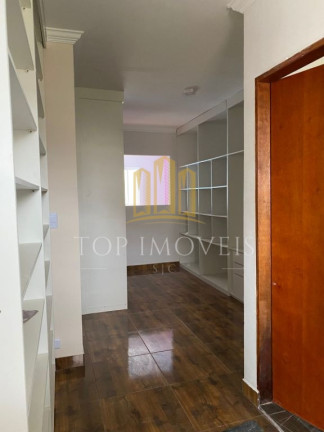 Imagem Sobrado com 5 Quartos para Alugar, 175 m² em água_ Soca - São José Dos Campos Imagem Sobrado com 5 Quartos para Alugar, 175 m² em água_ Soca - São José Dos Campos