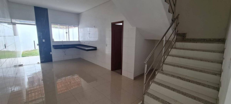 Imagem Casa com 3 Quartos à Venda, 