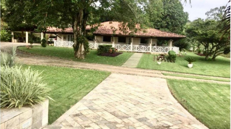 Imagem Chácara com 4 Quartos à Venda, 60.000 m²