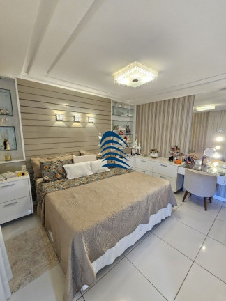 Imagem Casa com 4 Quartos à Venda, 292 m² em Centro - Lauro De Freitas