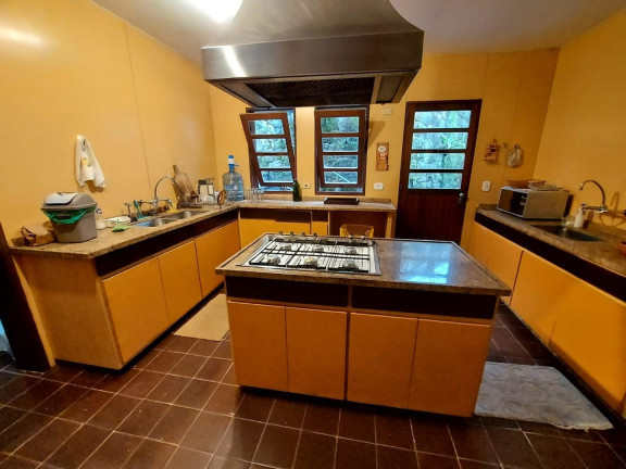 Imagem Casa com 6 Quartos à Venda, 410 m² em Granja Guarani - Teresópolis Imagem Casa com 6 Quartos à Venda, 410 m² em Granja Guarani - Teresópolis