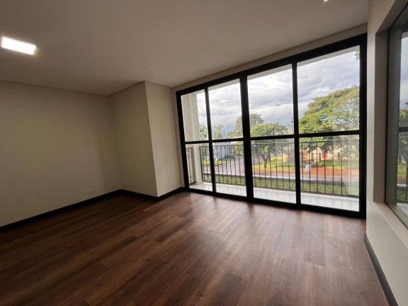 Imagem Sobrado com 3 Quartos à Venda, 250 m² em Recanto Tropical - Cascavel