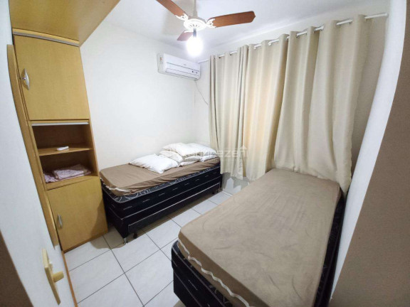 Imagem Apartamento com 3 Quartos para Temporada, 95 m² em Bombas - Bombinhas
