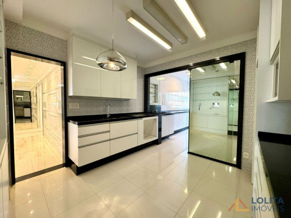 Imagem Apartamento com 3 Quartos à Venda, 119 m² em Centro - Florianópolis Imagem Apartamento com 3 Quartos à Venda, 119 m² em Centro - Florianópolis