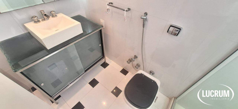 Imagem Apartamento com 3 Quartos para Alugar, 155 m² em Leblon - Rio De Janeiro