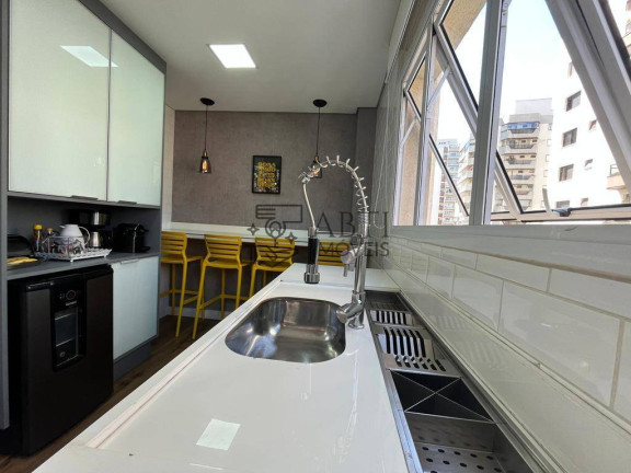 Imagem Apartamento com 3 Quartos à Venda, 100 m² em Moema - São Paulo