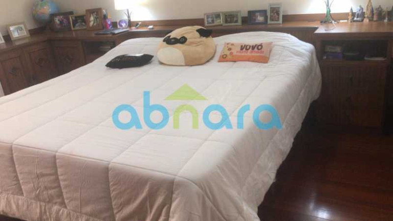Imagem Apartamento com 3 Quartos à Venda, 130 m² em Copacabana - Rio De Janeiro
