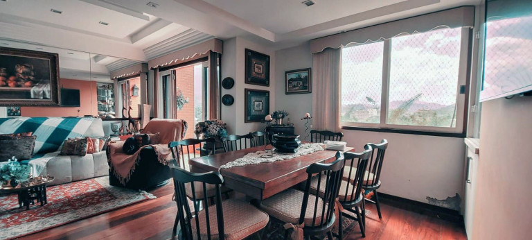 Imagem Imóvel com 6 Quartos à Venda, 221 m² em Alto - Teresópolis Imagem Imóvel com 6 Quartos à Venda, 221 m² em Alto - Teresópolis