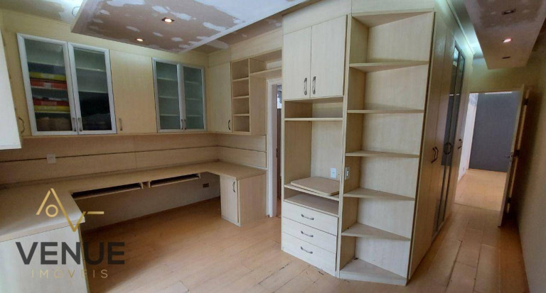 Imagem Casa com 4 Quartos à Venda, 288 m² em Residencial Cinco (alphaville) - Santana De Parnaíba Imagem Casa com 4 Quartos à Venda, 288 m² em Residencial Cinco (alphaville) - Santana De Parnaíba