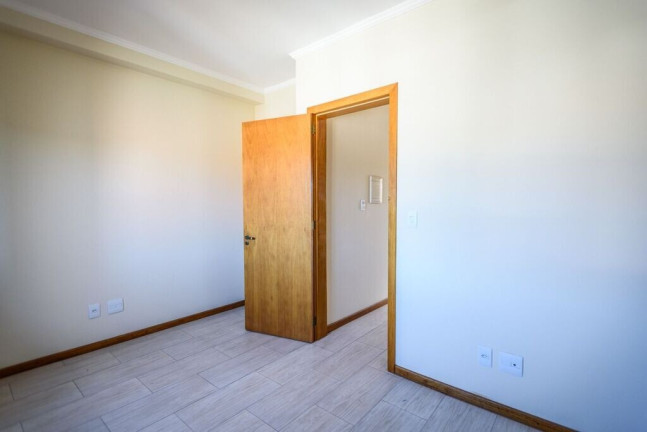 Imagem Casa com 3 Quartos à Venda, 151 m² em Parque Santa Fé - Porto Alegre Imagem Casa com 3 Quartos à Venda, 151 m² em Parque Santa Fé - Porto Alegre