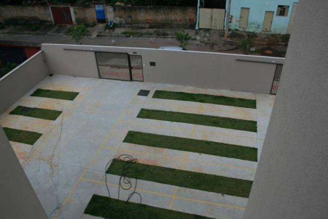 Imagem Imóvel com 2 Quartos à Venda, 45 m² em Maria Helena - Belo Horizonte
