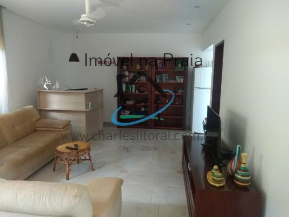 Imagem Casa com 6 Quartos à Venda,  em Perequê Mirim - Ubatuba