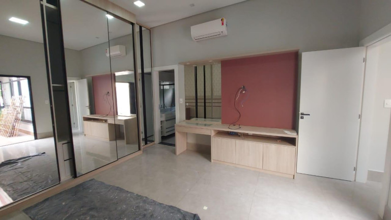 Imagem Casa com 3 Quartos à Venda, 375 m² em Condomínio Belvedere - Cuiabá Imagem Casa com 3 Quartos à Venda, 375 m² em Condomínio Belvedere - Cuiabá
