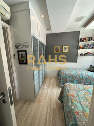 Imagem Apartamento com 3 Quartos à Venda, 161 m² em Centro - Joinville Imagem Apartamento com 3 Quartos à Venda, 161 m² em Centro - Joinville