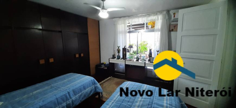 Imagem Casa com 4 Quartos à Venda, 221 m² em São Francisco - Niterói Imagem Casa com 4 Quartos à Venda, 221 m² em São Francisco - Niterói