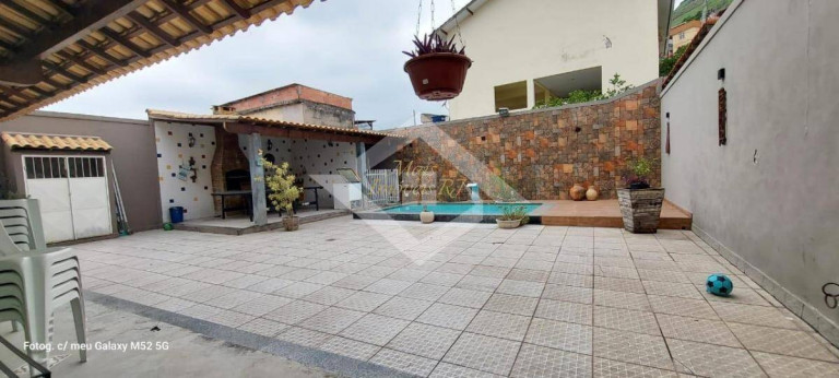Imagem Casa com 4 Quartos à Venda, 329 m² em Santana - Niterói