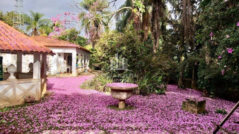 Chácara com 5 Quartos à Venda, 373 m² em Centro - Socorro