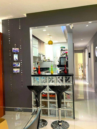 Imagem Apartamento com 3 Quartos à Venda, 130 m² em Icaraí - Niterói