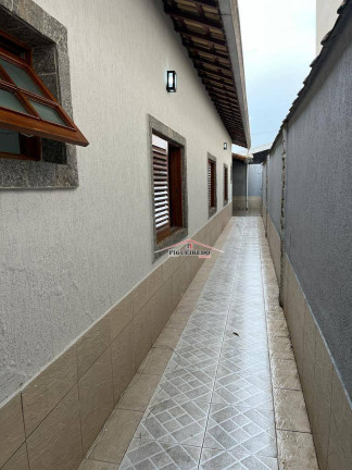 Imagem Casa com 3 Quartos à Venda, 123 m² em Maracanã - Praia Grande Imagem Casa com 3 Quartos à Venda, 123 m² em Maracanã - Praia Grande