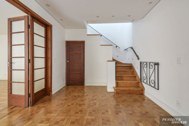 Imagem Casa com 4 Quartos à Venda, 500 m² em Perdizes - São Paulo Imagem Casa com 4 Quartos à Venda, 500 m² em Perdizes - São Paulo