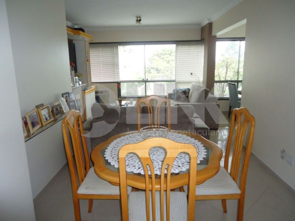 Imagem Apartamento com 3 Quartos à Venda, 193 m² em Jardim Itu - Porto Alegre Imagem Apartamento com 3 Quartos à Venda, 193 m² em Jardim Itu - Porto Alegre