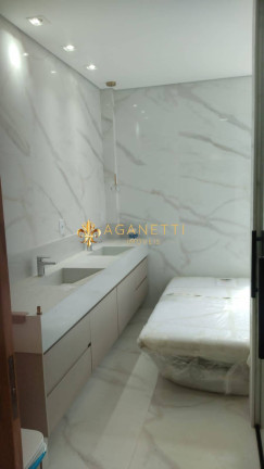 Imagem Casa com 4 Quartos à Venda, 450 m² em Vespasiano