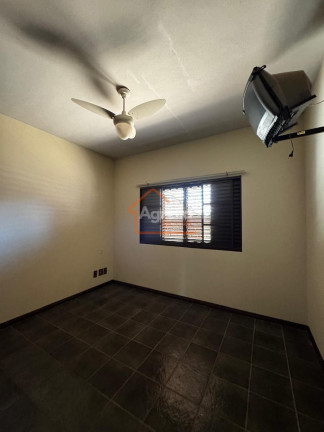 Imagem Casa com 3 Quartos à Venda, 190 m² em Parque Do Estado Ii - Mogi Mirim