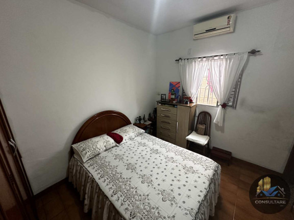 Imagem Casa com 2 Quartos à Venda, 192 m² em Marapé - Santos