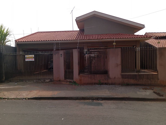 Imagem Casa com 4 Quartos à Venda, 300 m² em Jardim Santo Antônio - Arapongas Imagem Casa com 4 Quartos à Venda, 300 m² em Jardim Santo Antônio - Arapongas