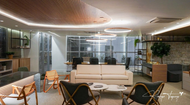 Sala Comercial à Venda, 42 m² em Park Lozandes - Goiânia