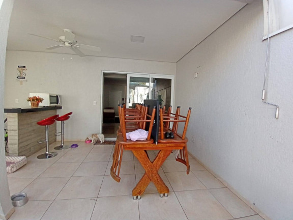 Imagem Casa com 3 Quartos à Venda, 165 m² em Wanel Ville - Sorocaba Imagem Casa com 3 Quartos à Venda, 165 m² em Wanel Ville - Sorocaba