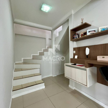 Imagem Casa com 2 Quartos à Venda, 209 m² em Barra Do Rio Cerro - Jaraguá Do Sul