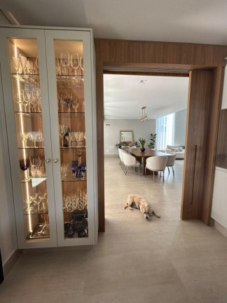 Imagem Casa com 4 Quartos à Venda, 420 m² em Tamboré - Santana De Parnaíba Imagem Casa com 4 Quartos à Venda, 420 m² em Tamboré - Santana De Parnaíba