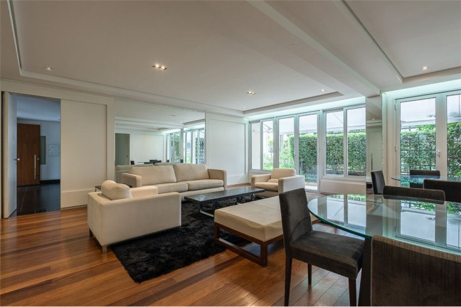 Imagem Apartamento com 3 Quartos à Venda, 180 m² em Vila Nova Conceição - São Paulo
