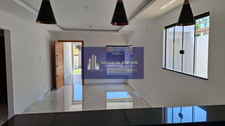 Imagem Casa com 3 Quartos à Venda, 635 m² em Balneário São Pedro - São Pedro Da Aldeia Imagem Casa com 3 Quartos à Venda, 635 m² em Balneário São Pedro - São Pedro Da Aldeia