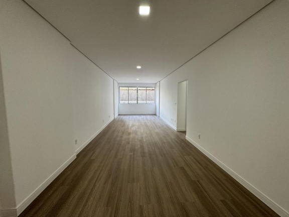 Imagem Apartamento com 3 Quartos à Venda, 111 m² em Centro - Florianópolis