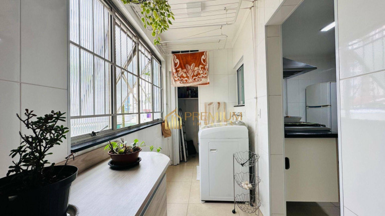 Imagem Imóvel com 3 Quartos à Venda, 110 m² em Vila Adyana - São José Dos Campos