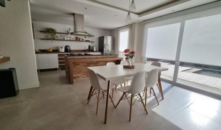 Imagem Casa com 3 Quartos à Venda, 334 m² em Centro - Itaara